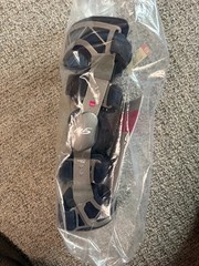 Medi Ortho 62503 Right Graphite M.4s OA Varus/Valgus Knee Brace Size M