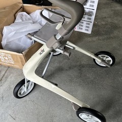 Byacre Carbon Ultralight Rollator Walker Oyster White New COMPACT Size New!