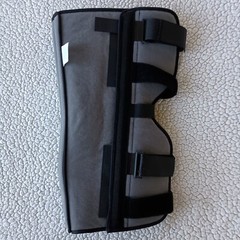 Knee Brace Knee Immobilizer Med/Large Adjustable Straps 16″ Long DJO DS200271123