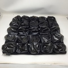 Roho Mosaic Seat Cushion 20 inches x 18 inches Inflatable Air Cell Black Used
