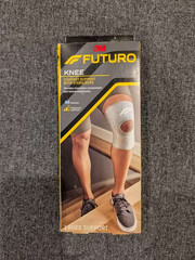 3M Futuro Medium Knee Support Stabilising Thermal Support lateral brace