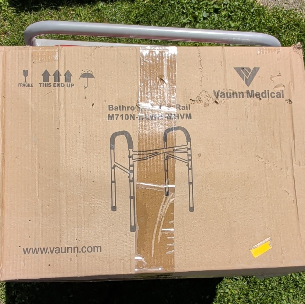 Vaunn Medical Deluxe Toilet Safety Frame, Toilet Frame M710N-DLWH-MHVM, 9.9 lb