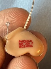 Phonak 205 306 P In-Canal Hearing Aid Left and Right w/Pouch