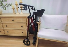 Walkers for Seniors, Rollator Walker with SeatSupports 330lb, 8″ Big Wheels-used