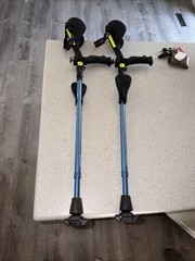 Ergoactives Ergobaum 7G shock absorbing forearm crutches!! Nice !!