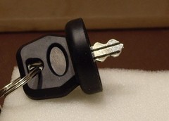 2 NEW Golden Technologies BuzzAround Keys MBE-BZ7-KEYS