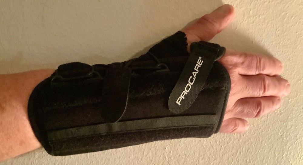 DJO PROCARE QUICKFIT WRIST II, UNIV, RT 79-87560 BLACK