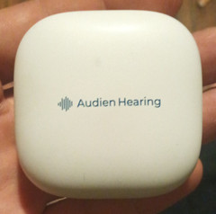 Audien Hearing CIC Hearing Aid Set RechargeableCharging Case (Read DESCRIPTION)