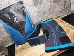 Koprez Unisex Medical Grade Compression Knee Sleeve JM3 Blue Small NWT
