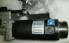 TWO WHEELCHAIR MOTOR QUANTUM DRVASMB1904 AND DRVASMB1903 WITH CASTERS AS PICTURE