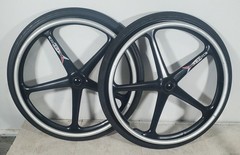 24″ x 1 3/8″ XCORE Solid Flat-Free Quick Release Wheelchair Wheels + Axle Pins