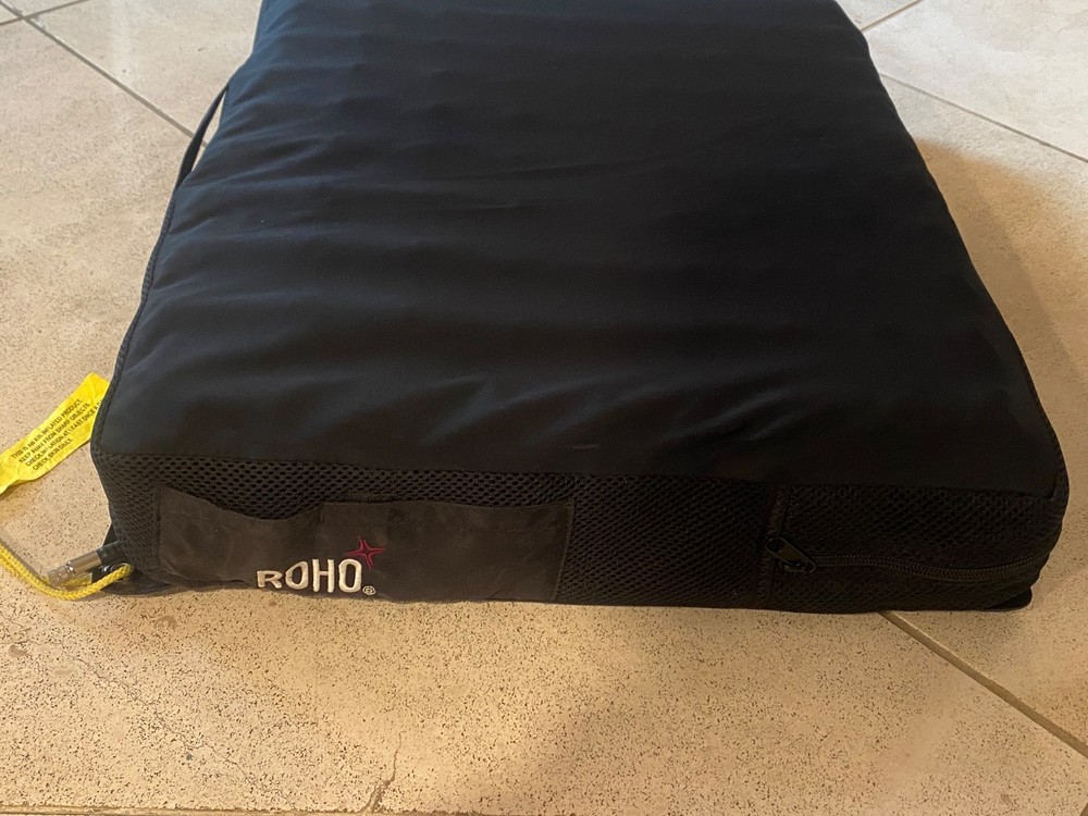 ROHO Permobil Quad Select 19.5” x 17” x 4.25” W/Cover QS109C