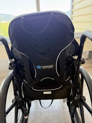 QUICKIE QXI 2022 folding WHEELCHAIR 13”x18”