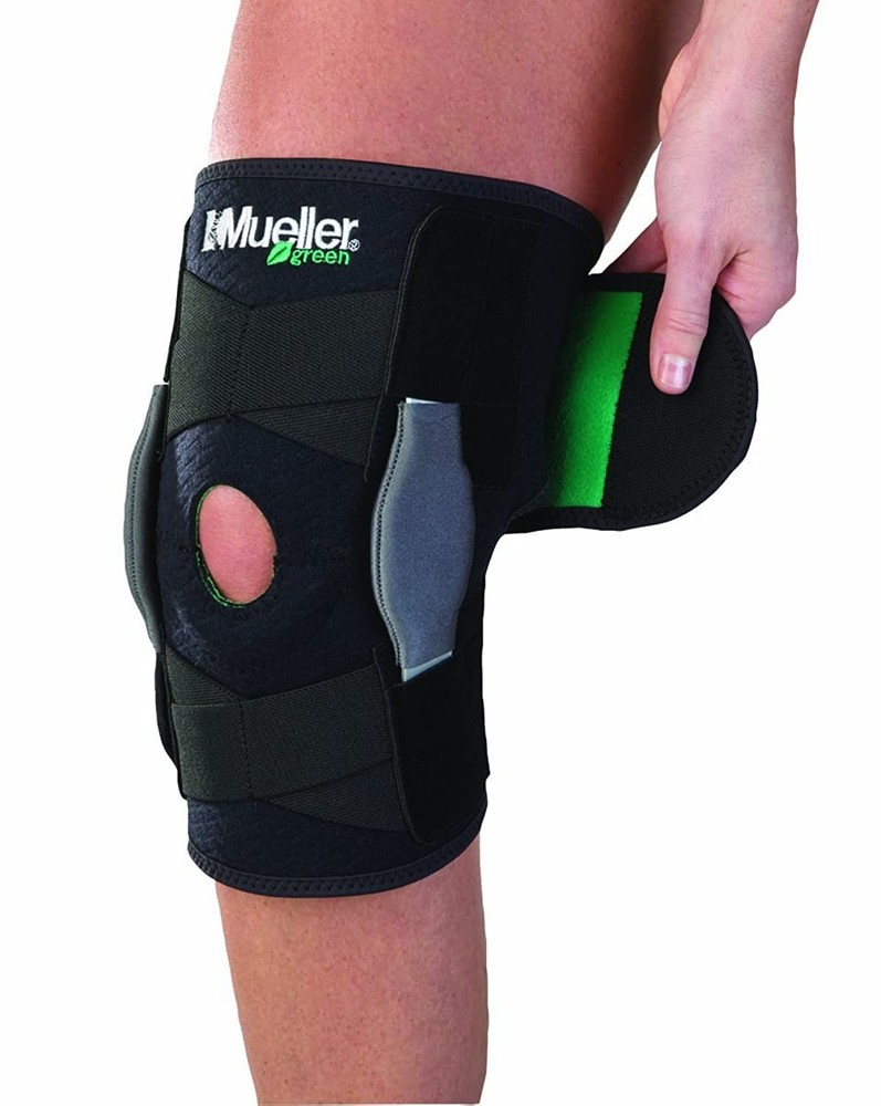 MUELLER Sports Medicine Green Self-Adjusting Hinged Knee Brace, Knee Pain Relief