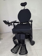 Quickie Q700M Power Wheelchair 12″ Seat Lift Tilt Recline Mint Condition