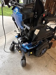 Quantum Edge 3 Stretto Power Wheelchair iLevel 4-Speed New Battery & Charger