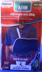 NEW Mueller Sport Care Moderate Support Adjustable Arm Sling Fits Right Left Arm