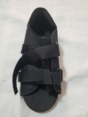 Medline ORT30300WM Semi-Rigid Post-Op Shoe, Medium, Women, Black A5