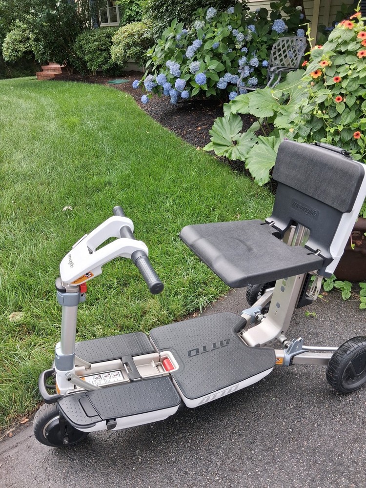 Movinglife ATTO Portable Folding Mobility SIcooter,BRdjstable Seat, LED Display