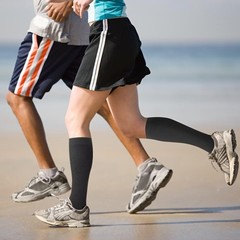 4 Pairs of Knee-High Compression Socks 20-30mmHg for Men & Women – Sports Ready