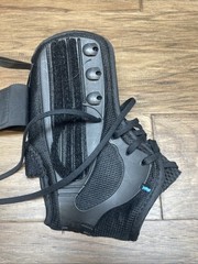 Össur Form Fit Ankle Brace W/ Figure 8 Strap Small Size