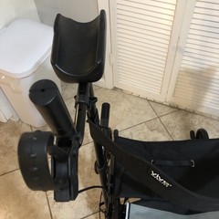 Vive Mobility Upright Rollator – Walker w/Foldable Seat-PICK UP ONLY