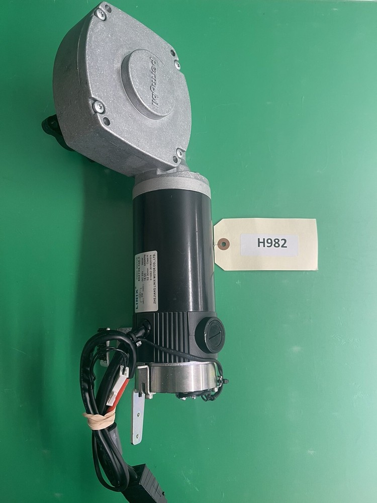 Right Motor for the Permobil Wheelchair F3 1831168 – 313934 – 80ZY22-350-C #H982