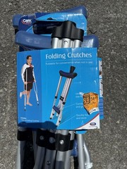 Folding Crutches Under Arm Grip Padded Cushions OSFM Carex Lightweight Aluminum