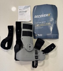TayCo Over-the-Shoe RecoverX Ankle Brace – Medium , Right
