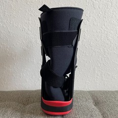 Medical Pneumatic Walking Ovationer Red& Black Boot Size Small Gen 2