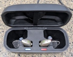 Beltone C-2 Hearing Aid w/ Charger Case Tested Original Box Cable C2