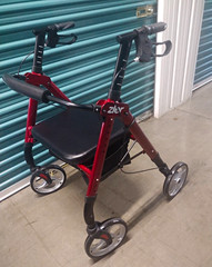 Zler Red/Black 4-Wheel Rollator Walker with Seat and Handbrakes for Adults