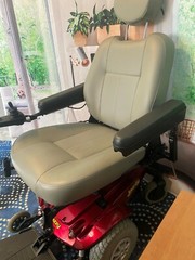 Jazzy Select Mobil Electric Wheel Chair, 2007, Pride Mobility Products Corp.