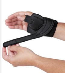 NEW Comfort Cool Thumb CMC Restriction Splint BLACK LEFT YOUTH XS NC79548
