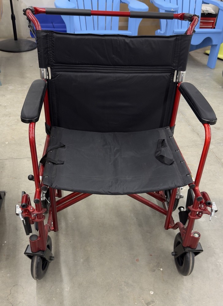 Drive Heavy Duty Bariatric Aluminum Transport Chair – 22 Inch Width Seat