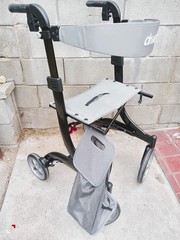 Drive Rollator F-22 Rolling Walker GV974BK-T 300 lbs plus 2 canes