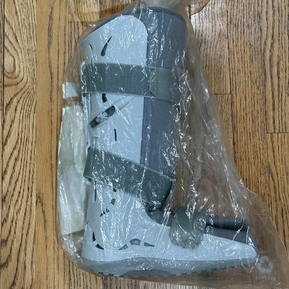 Aircast FP Walker Medium 01F-M Inflatable Deflatable Medical Walking Boot w/Pump