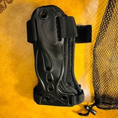 Soared Armguard protective gear skateboarding, inline skating, snowboarding NEW