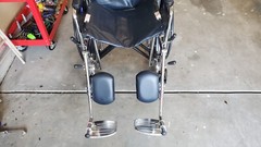BRAND NEW HEAVY DUTY ADJUSTABLE FOLDING WHEELCHAIR SUPPORTS UP TO 500 LBS