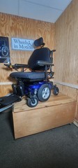 Merits Vector HD w/ Power Tilt & Recline/Legs-Lighting Kit* 450LB 22” x 20”