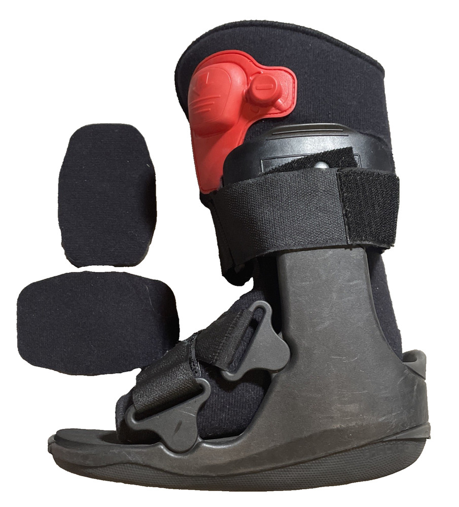 DJO GLOBAL XCEL TRAX Walking Boot Stabilizer Black Adjustable Pump Size XS