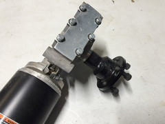 2 Invacare TDX SP-2 Motors Left & Right 1163413 1163412 1165865