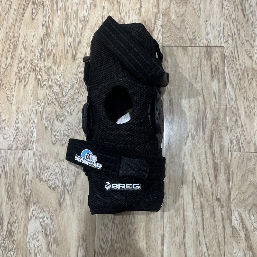 NIB Breg PTO Airmesh Open Back Knee Brace Size Small