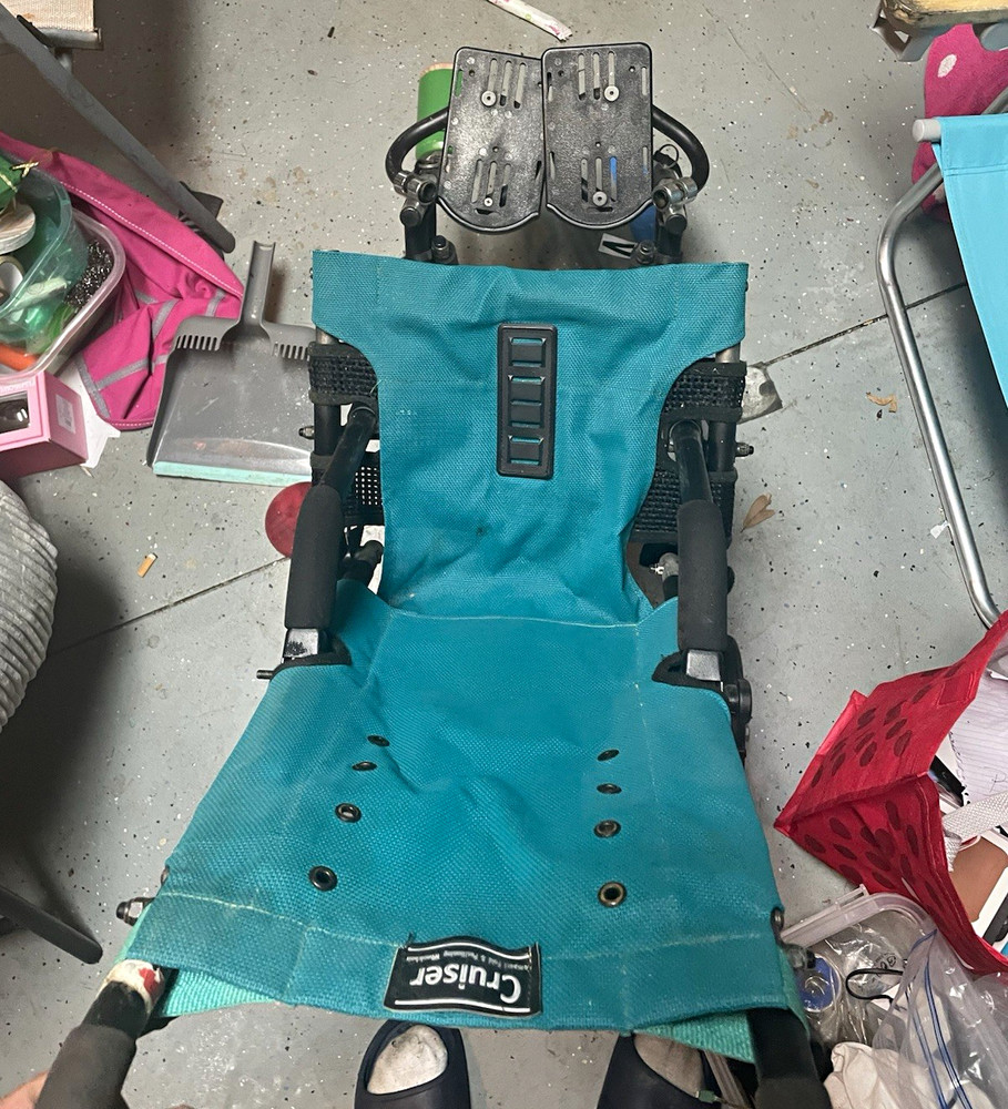 Convaid Cruiser 10 Manual Wheelchair Foldable, Adj Footrests Teal/Black
