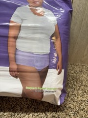 Amazon Basics Women’s Protective Underwear. Size: XXL. 14 Pakc