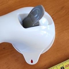 Suction Cup Grab Bar Handle Non-Slip White/Gray Plastic Rubber total length 17″.