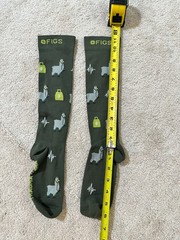 FIGS Compression Trauma Llama Medical Nurse Socks Small Olive Green *READ