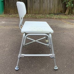 Guardian bariatric transfer chair ref#MDS86952XW..white plastic and aluminum