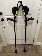 Ergoactives ErgoBaum 7G Forearm Crutches – Black – Shock Absorbers & LED Lights