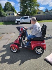 Heavy Duty 4 Wheels Electric Mobility Scooter 500lbs Capacity All Terrain Senior